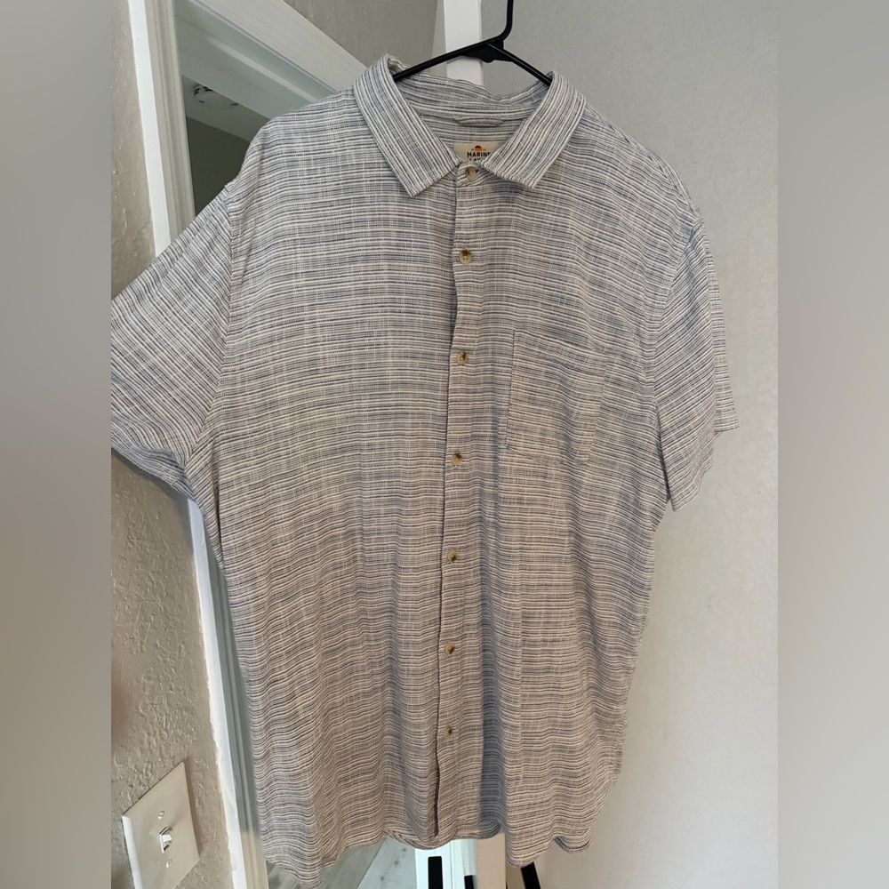 Marine Layer X Large Button Down Shirt